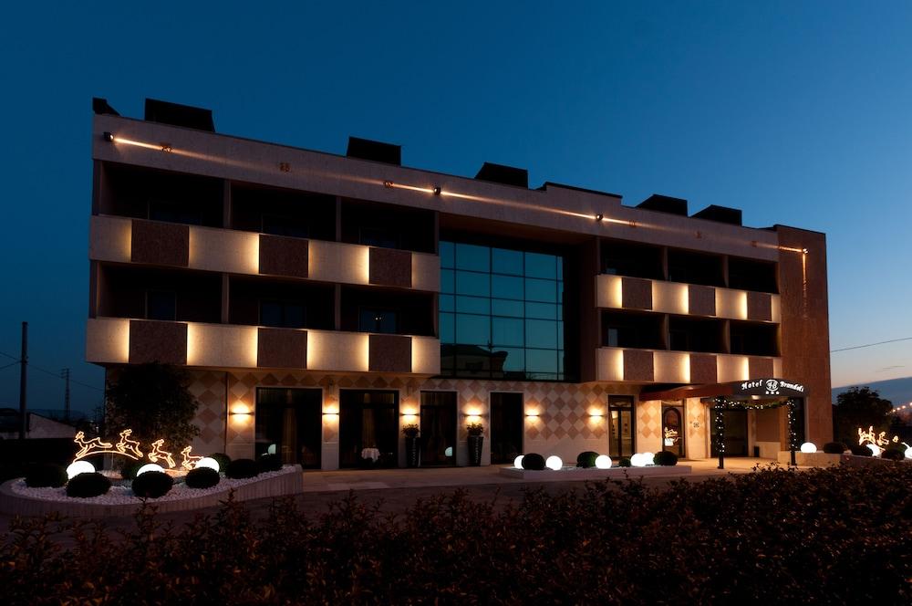 Hotel Brandoli 3*
